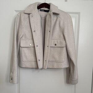 Zara Women's Light Beige Utility Jacket